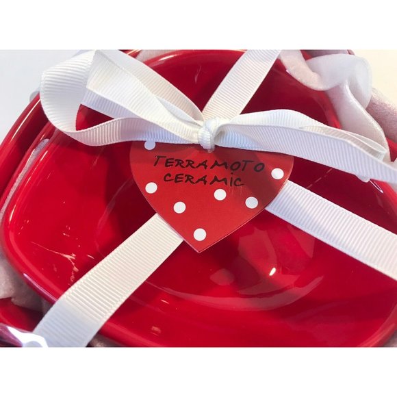 Terramoto Ceramic 3-Piece Heart-Shaped Bowl Dish Set Valentine's Day Gift - Picture 6 of 8